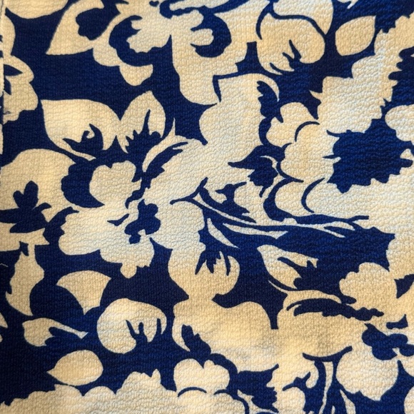 Monteau Los Angeles Women’s Dress Size Large Blue & White Floral Buttons - Picture 9 of 16